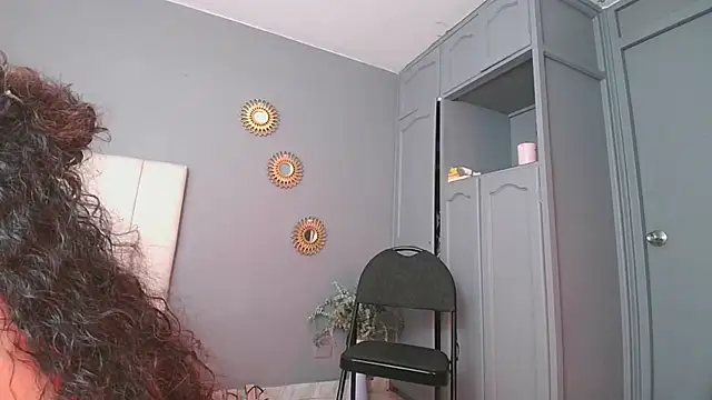 arteverena online show from December 2024 11:34:01 PM