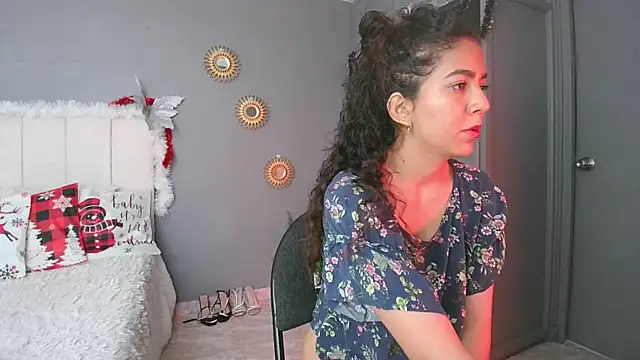 arteverena online show from December 2024 05:55:01 PM