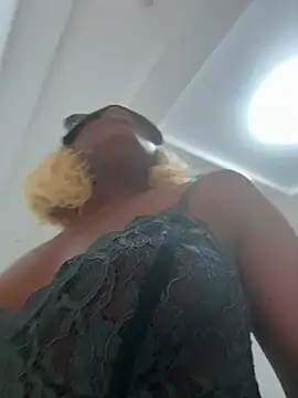 Snapshot of Nottynadiaa chatting on January 2026 02:49:01 AM Nottynadiaa online show from January 2026 02:49:01 AM