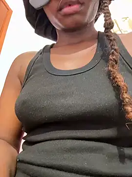 Snapshot of Nottynadiaa chatting on February 2026 01:29:02 PM Nottynadiaa online show from February 2026 01:29:02 PM