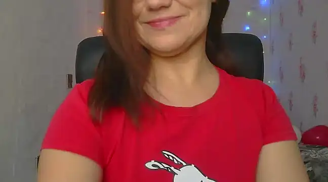 Snapshot of KittyyLaBeauty chatting on February 2025 01:27:01 PM KittyyLaBeauty online show from February 2025 01:27:01 PM