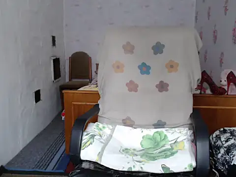KittyyLaBeauty online show from June 2026 02:49:01 AM