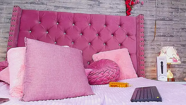 Snapshot of AuroraSim chatting on January 2025 04:30:02 PM AuroraSim online show from January 2025 04:30:02 PM