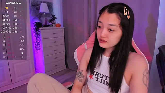 FreyaRaya online show from December 2024 08:47:01 AM