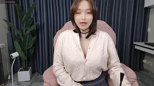 Snapshot of Cothy_Ti chatting on February 2025 05:14:01 PM Cothy Ti online show from February 2025 05:14:01 PM