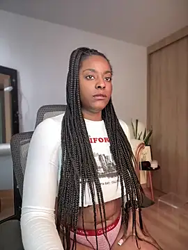 Snapshot of evangeline_ch chatting on December 2024 03:58:01 PM evangeline ch online show from December 2024 03:58:01 PM