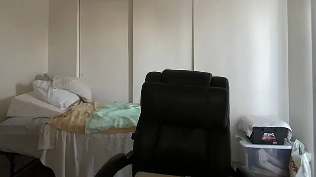 Drummajor online show from December 2024 10:45:02 PM