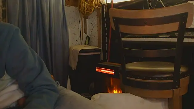 Haztogo4me online show from February 2026 04:01:01 PM