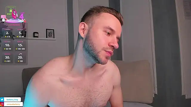 EnriqueBarberry online show from December 2025 06:31:01 AM