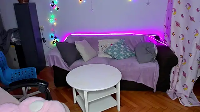 Snapshot of Evelyn_Harper@xh chatting on November 2025 12:11:02 AM Evelyn Harperxh online show from November 2025 12:11:02 AM