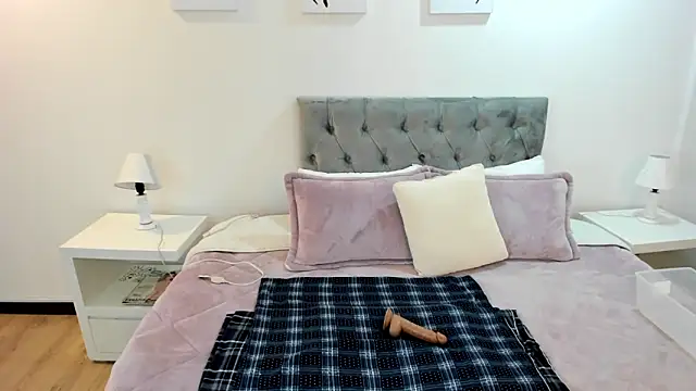  Natalie18 online show from January 2025 03:12:02 AM