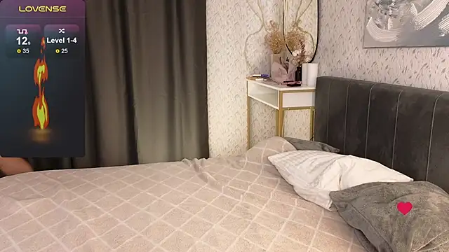 YourSweetDream  online show from September 2025 07:43:01 AM