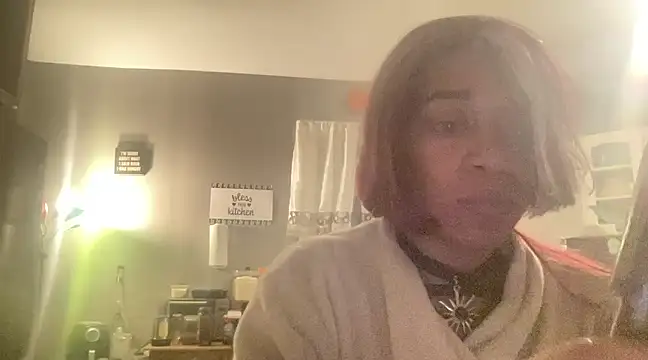 MommyConfident online show from February 2025 04:14:02 AM