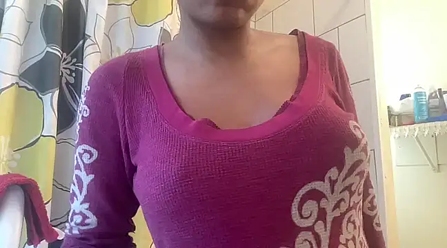 MommyConfident online show from February 2025 09:08:02 PM