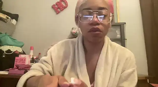 MommyConfident online show from March 2025 08:40:01 PM