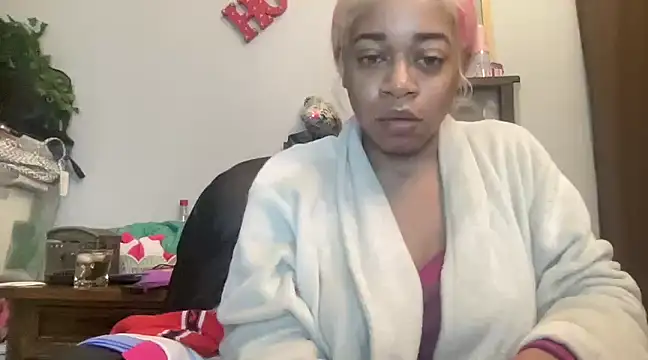 MommyConfident online show from March 2025 05:41:02 AM