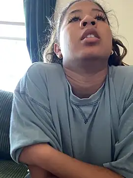 Snapshot of VanessaBling chatting on October 2025 05:01:01 PM VanessaBling online show from October 2025 05:01:01 PM