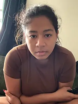 Snapshot of VanessaBling chatting on December 2025 09:01:02 PM VanessaBling online show from December 2025 09:01:02 PM