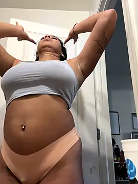 Snapshot of VanessaBling chatting on January 2026 04:00:02 PM VanessaBling online show from January 2026 04:00:02 PM