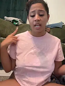 Snapshot of VanessaBling chatting on January 2026 04:38:02 AM VanessaBling online show from January 2026 04:38:02 AM