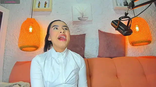 emiily s online show from September 2025 12:05:02 PM