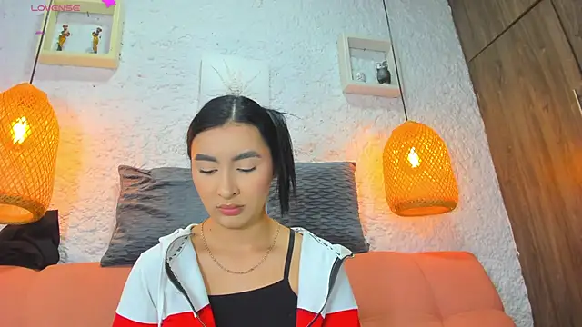 emiily s online show from September 2025 12:07:02 PM