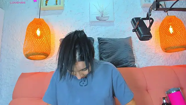 emiily s online show from September 2025 12:09:01 PM