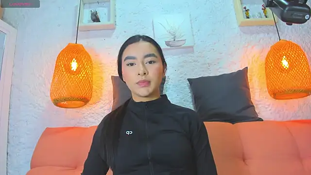 emiily s online show from October 2025 12:03:02 PM