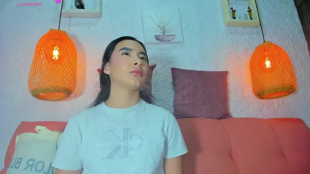 emiily s online show from October 2025 12:06:01 PM