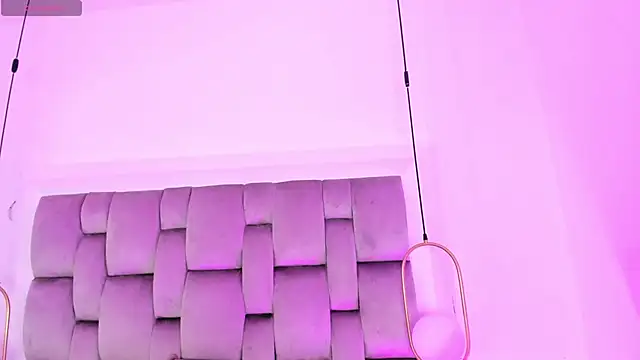 PamelaMendez  online show from February 2025 02:42:02 AM