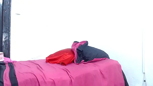 seductivespellvagina80 online show from March 2025 12:45:01 PM