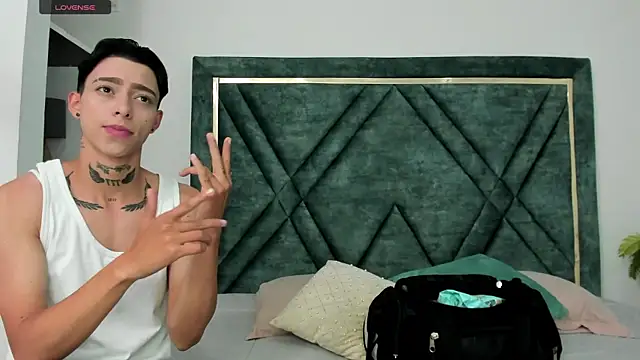 AmberAdams  online show from February 2025 01:19:01 PM