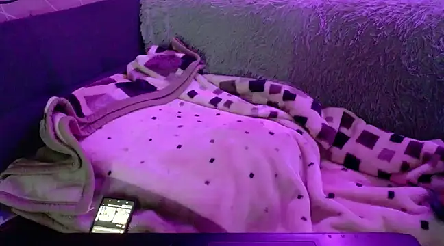 pinnklinkk online show from February 2025 10:35:01 AM