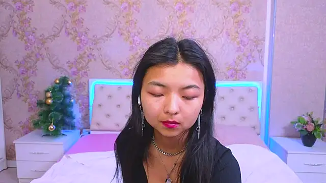 Snapshot of Shy_Kira chatting on January 2025 03:47:02 PM Shy Kira online show from January 2025 03:47:02 PM