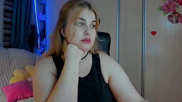 CoraSwon online show from March 2026 05:25:01 PM