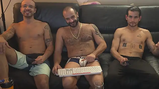 FlyerStud online show from September 2025 10:40:01 AM