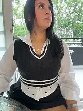Sofia Convers online show from May 2026 12:46:02 PM