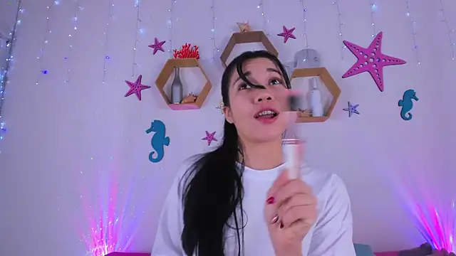 Emiily Parkerr online show from September 2025 03:06:02 AM