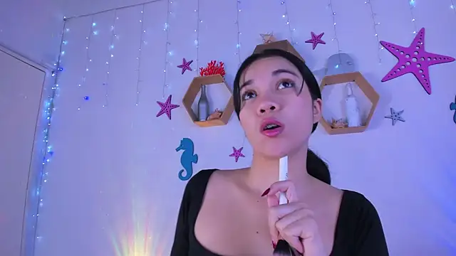 Emiily Parkerr online show from September 2025 03:11:01 AM