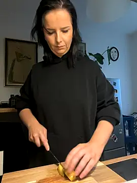 Snapshot of Off__Melonenmandy chatting on October 2025 03:42:02 PM Off Melonenmandy online show from October 2025 03:42:02 PM