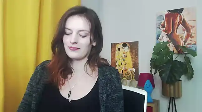 juicyNadine online show from March 2025 09:22:01 AM