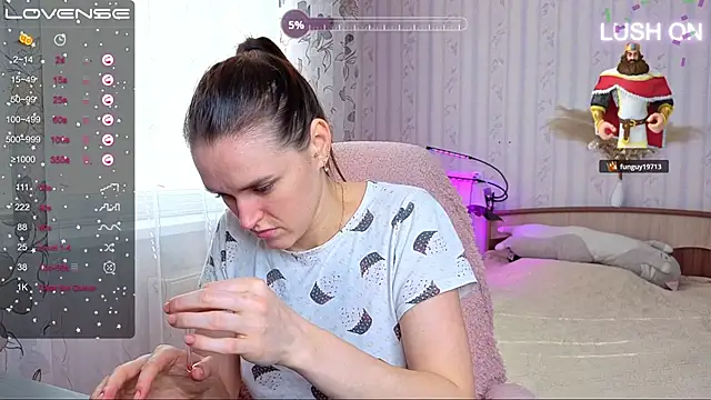 Snapshot of Bella__Swoon chatting on February 2026 09:17:01 AM Bella Swoon online show from February 2026 09:17:01 AM