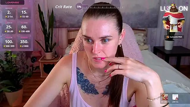 Snapshot of Bella__Swoon chatting on July 2026 02:10:02 PM Bella Swoon online show from July 2026 02:10:02 PM