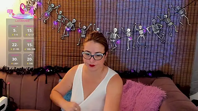 ariana cross online show from October 2025 12:35:02 PM