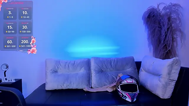 paulina sweett  online show from September 2025 12:05:01 PM