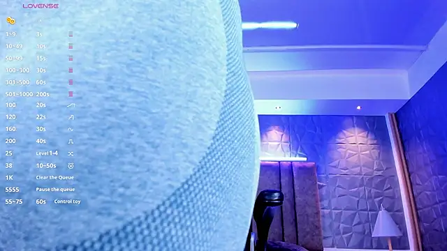 paulina sweett  online show from October 2025 07:56:02 PM