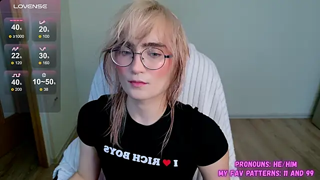 CuteYukiKun online show from September 2025 09:11:01 AM