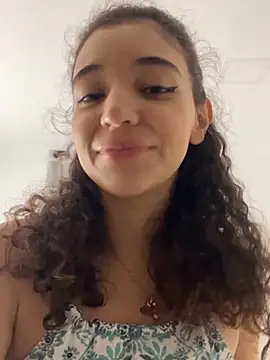 Snapshot of uniquerossie chatting on December 2025 07:38:01 AM uniquerossie online show from December 2025 07:38:01 AM