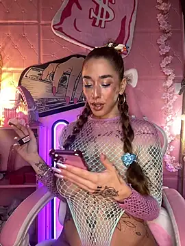 Chachou000 online show from February 2025 06:53:01 PM