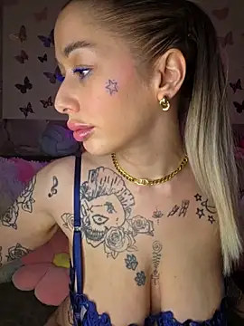 Chachou000 online show from March 2026 03:23:01 PM